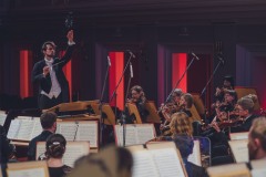 Yaroslav Shemet widoczny z perspektywy orkiestry