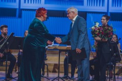 Prof. Eugeniusz Knapik, Śląska Orkiestra Kameralna, Regina Gowarzewska, prowadząca koncert
