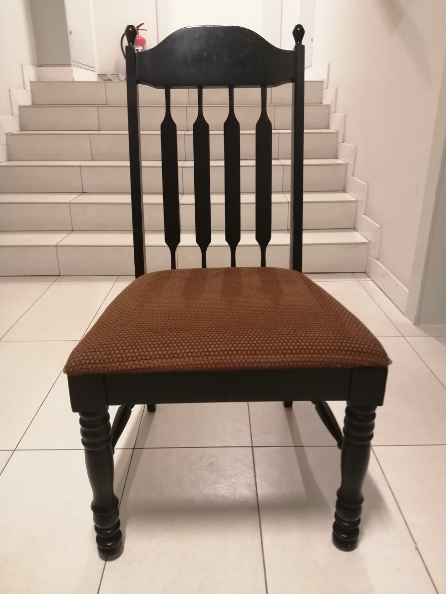 Krzesło typ A-5817 tapicerowane lata 70/80-te Jasienica